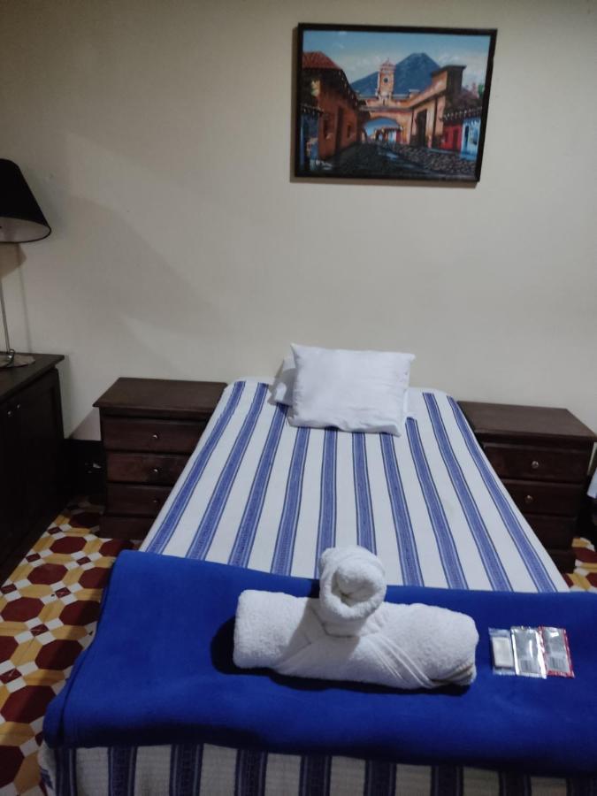 Hotel ANTIGUA HOUSE Buitenkant foto